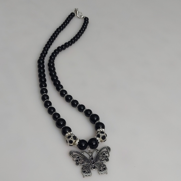 Butterfly necklace 🖤 - Picture 5 of 11
